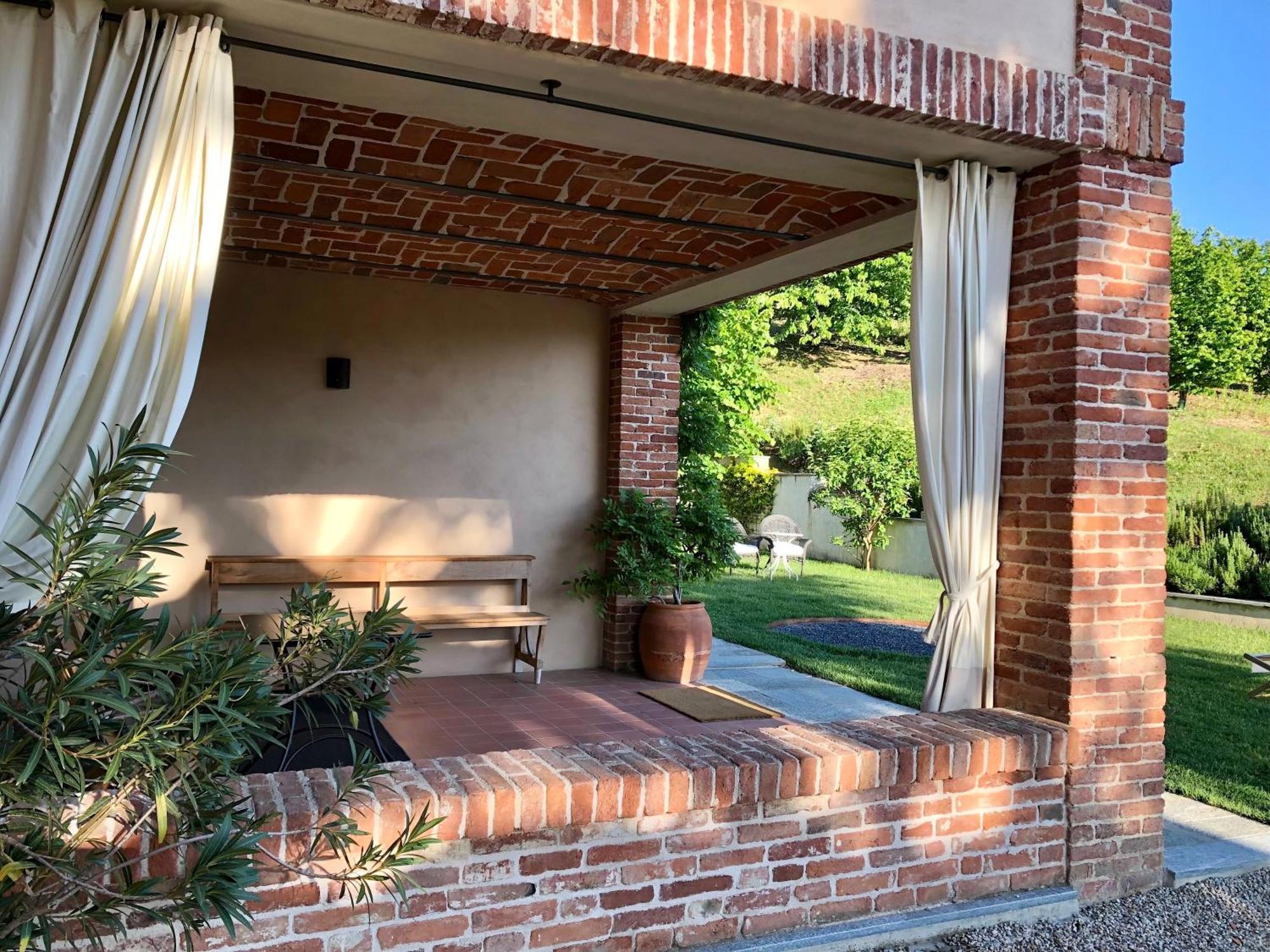 Miaclara Relais Vendégház Alba Kültér fotó